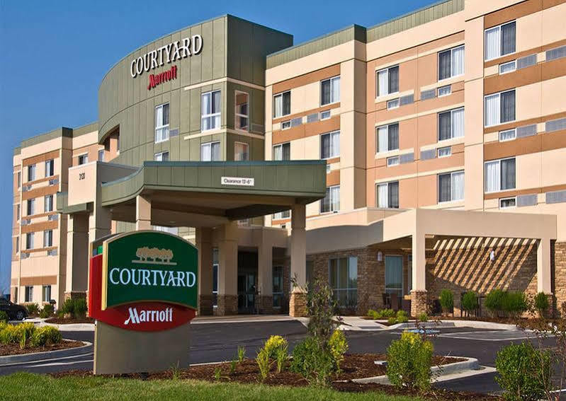 Отель Courtyard By Marriott Карролтон Экстерьер фото